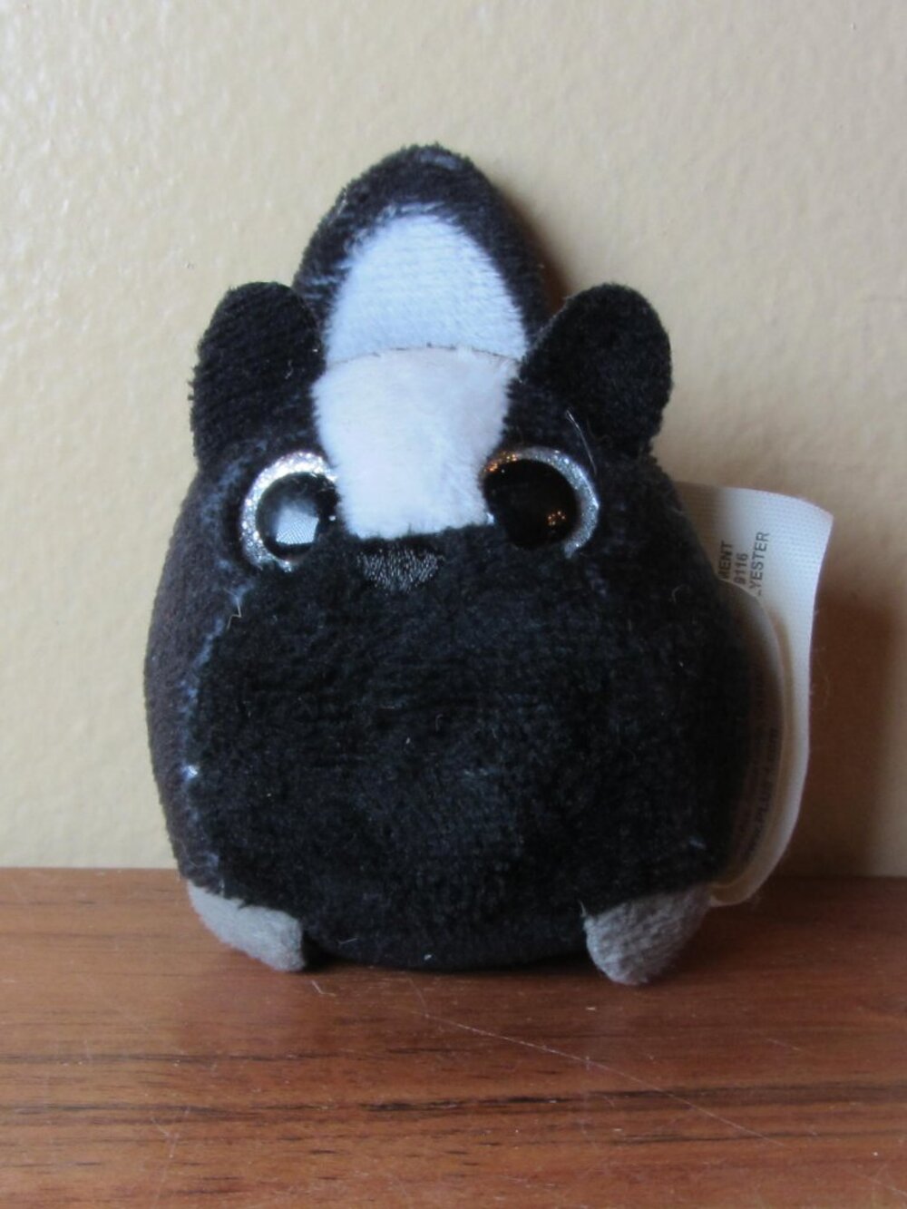 plush surprizamals 2" sid skunk "rare" (W6861)